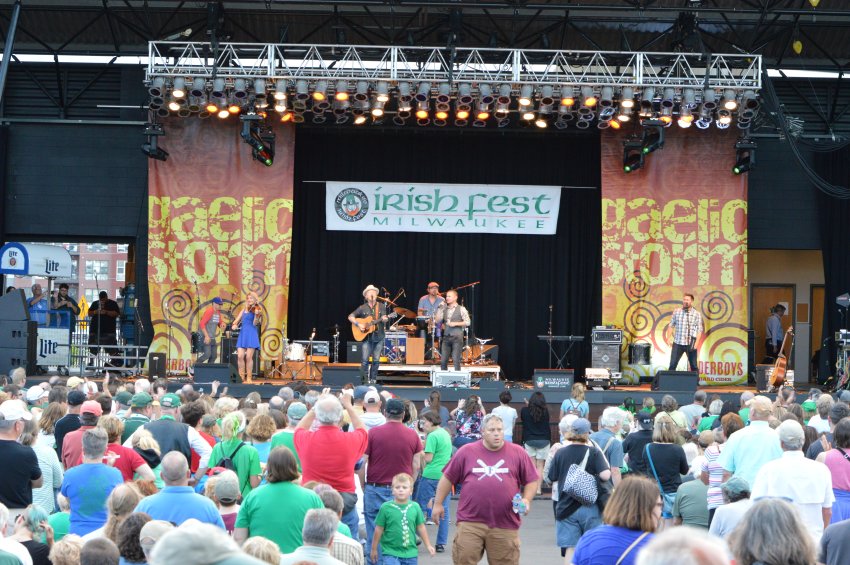 Gaelic Storm at Milwaukee Irish Fest 2017